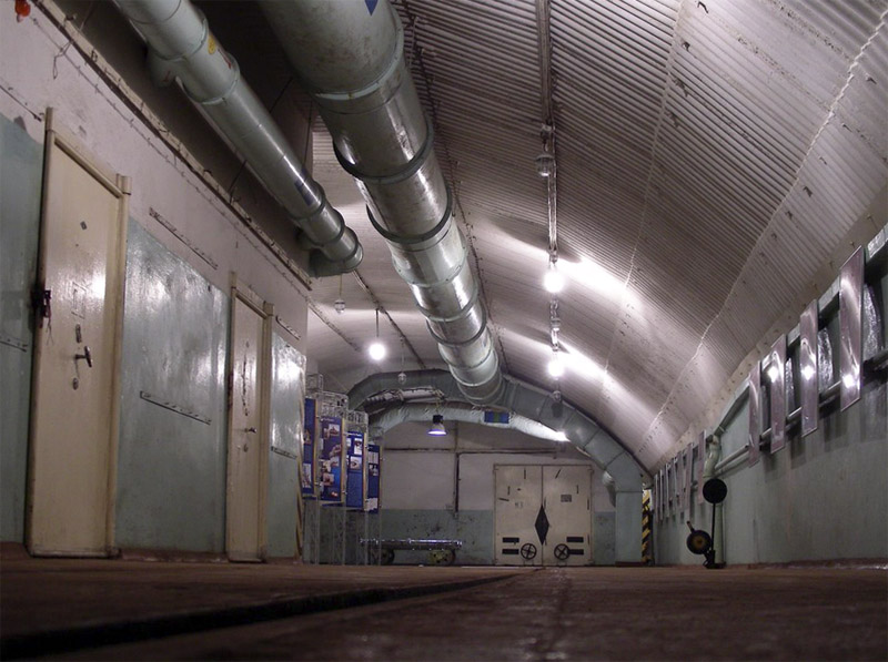 Подземная база по ремонту подводных лодок (Объект 825 ГТС)